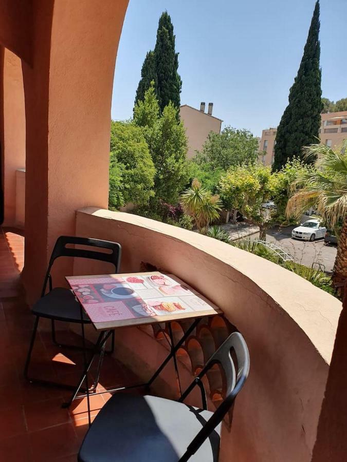 Studio Avec Grand Balcon- Residence De Caractere Bandol Eksteriør bilde